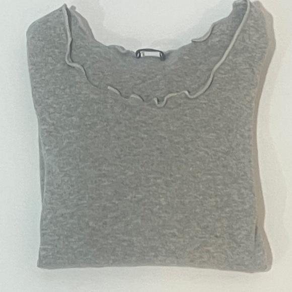 BRANDY MELVILLE Grey Ruffle Detail Long Sleeve Tee - Picture 3 of 4